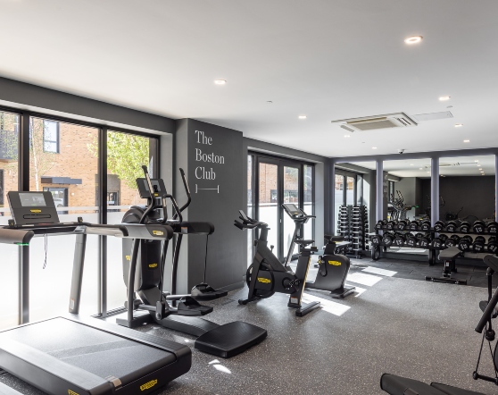 HS gym 558 x 442