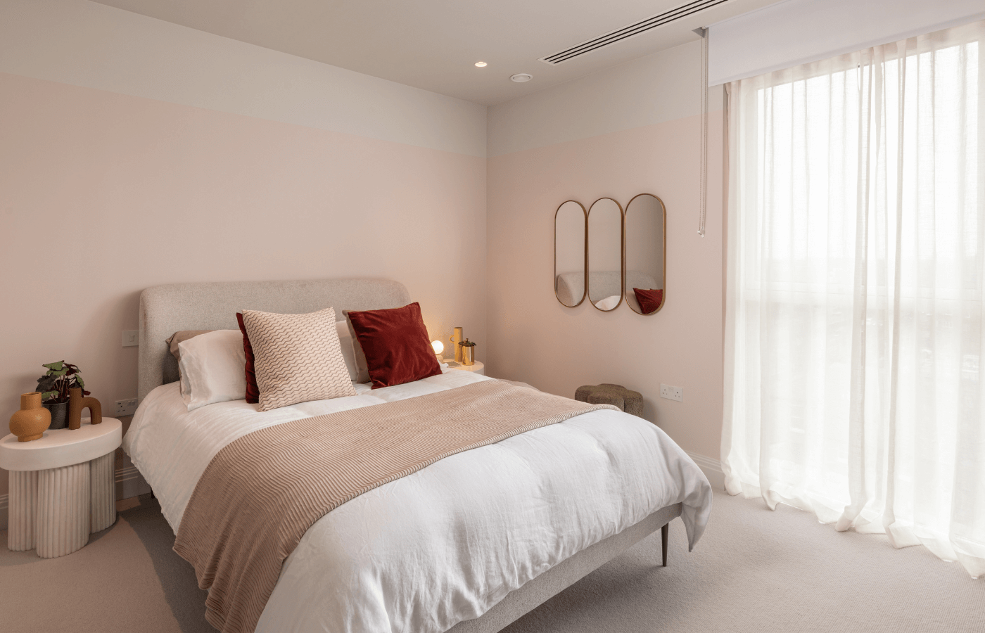 Artisi bedroom